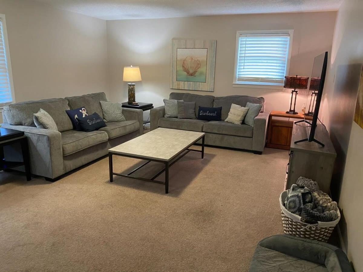 2Br Pet Friendly Home In Sneads Ferry With Parking Exterior foto