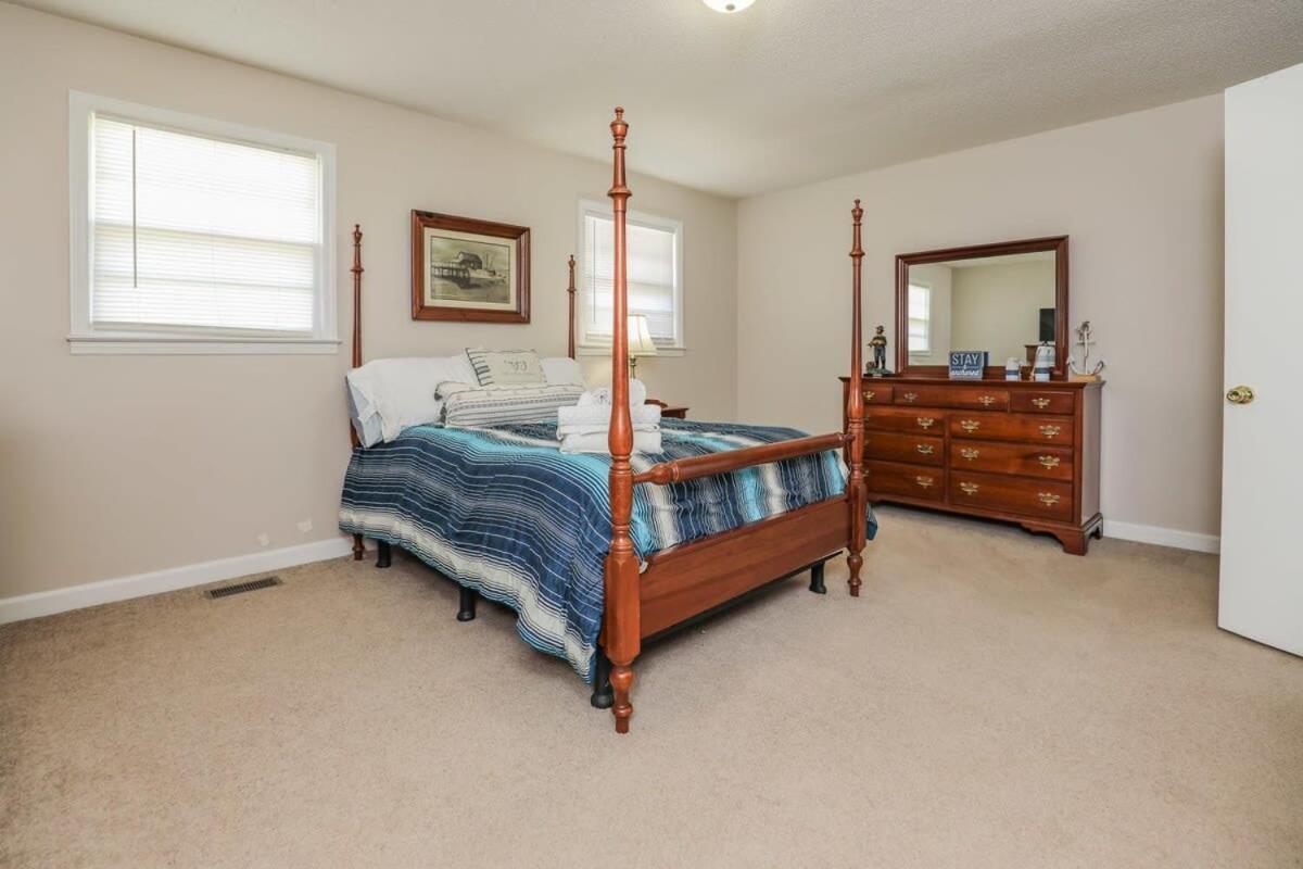 2Br Pet Friendly Home In Sneads Ferry With Parking Exterior foto