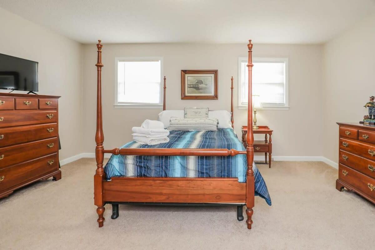 2Br Pet Friendly Home In Sneads Ferry With Parking Exterior foto