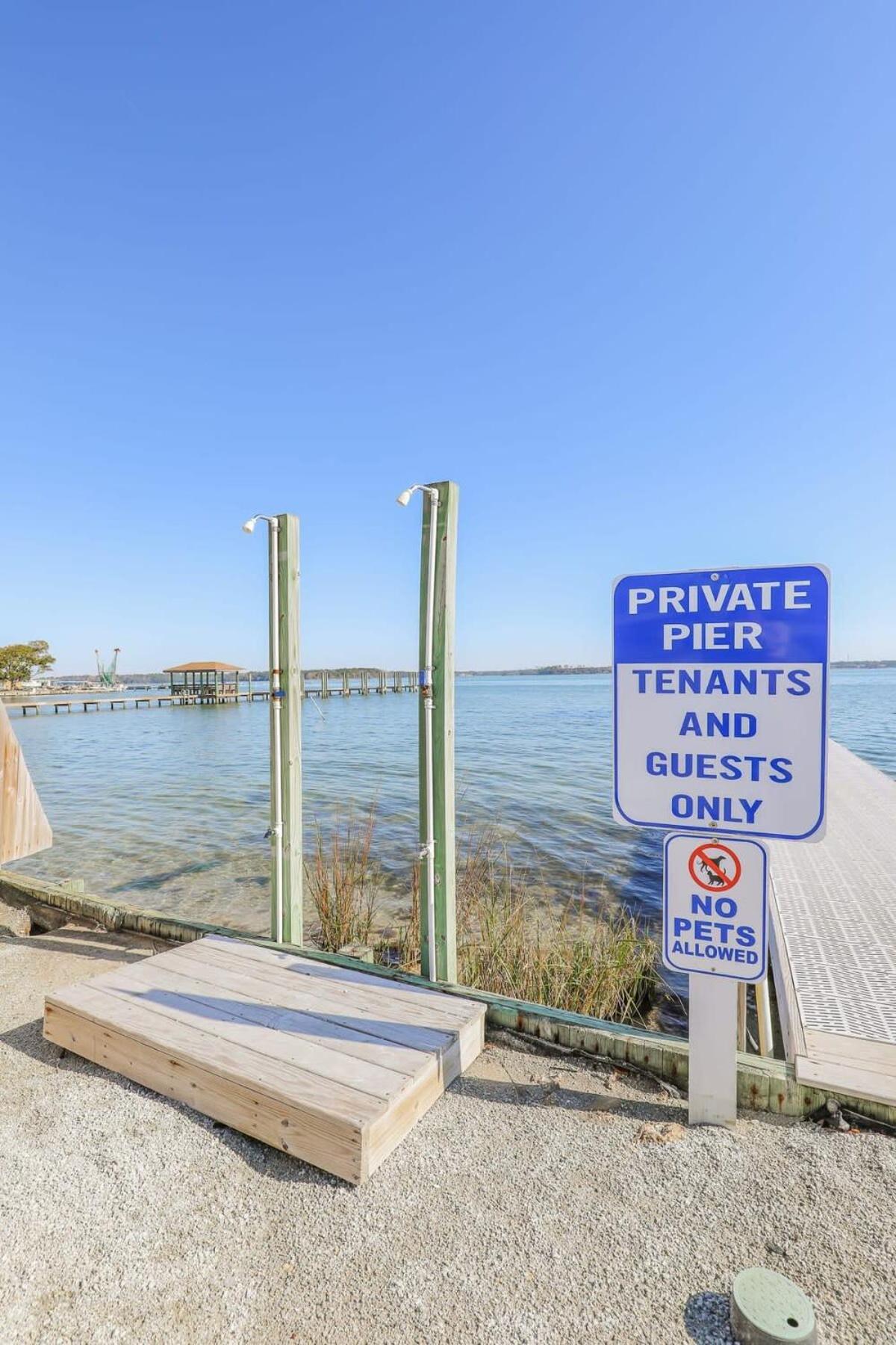 2Br Pet Friendly Home In Sneads Ferry With Parking Exterior foto