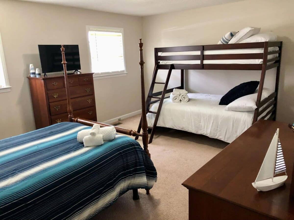 2Br Pet Friendly Home In Sneads Ferry With Parking Exterior foto